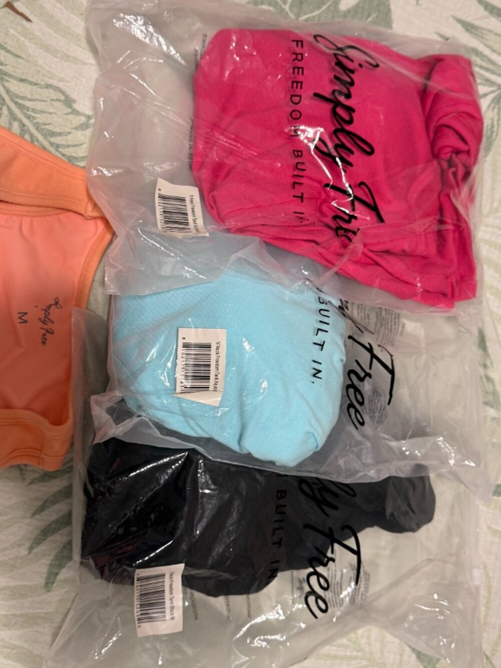 *LOT OF 4* Simply Free V-Neck Freedom Tanks  MEDIUM NEW! Summer Colors KALI ROSE